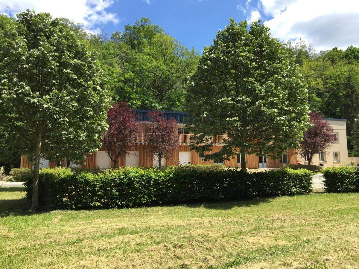 Logis Hotel Les Tilleuls Bruere-Allichamps Exterior photo